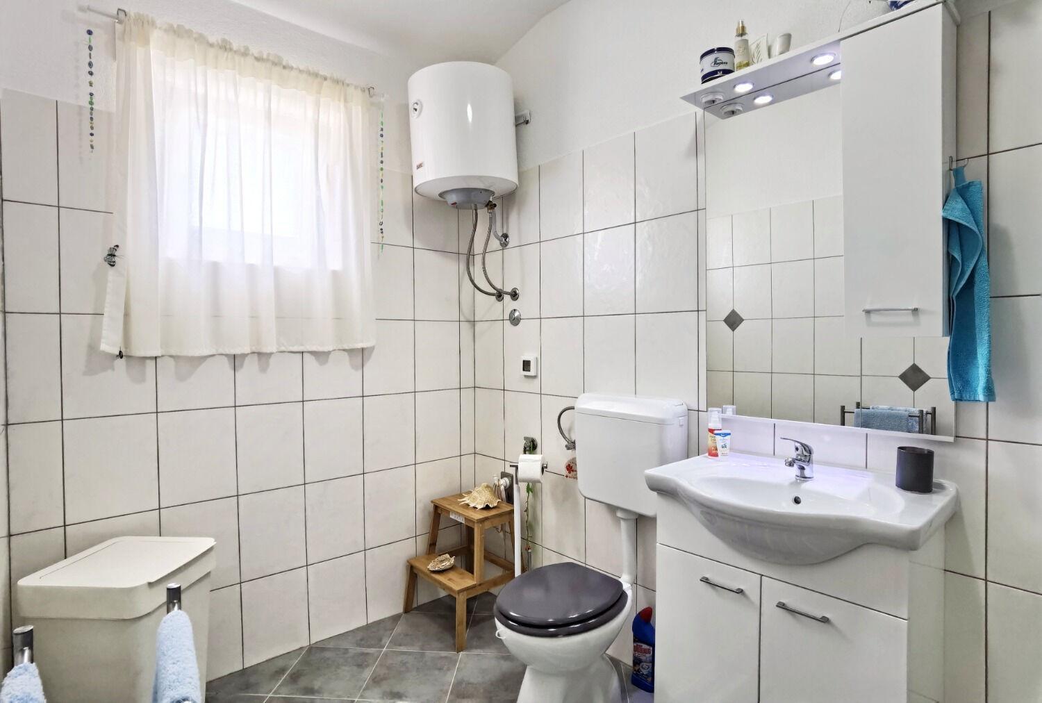 Apartments Adria - Seafront & Seaview Lukovo Šugarje Екстериор снимка